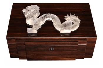 Dragon cigar box, 100 cigars Ebony and Clear crystal - Lalique